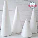 Conos o pinos de plumavit o poliestireno
